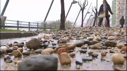 TV3 - telenotícies - El mar, enfurismat per la llevantada