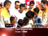 Bollywood News in 1 minute 30/03/14 | Salman Khan, Sunny Leone, Abhishek Bachchan & more