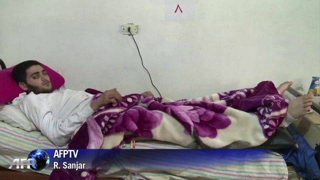 Wounded Syrian rebels recover in Lebanon border town