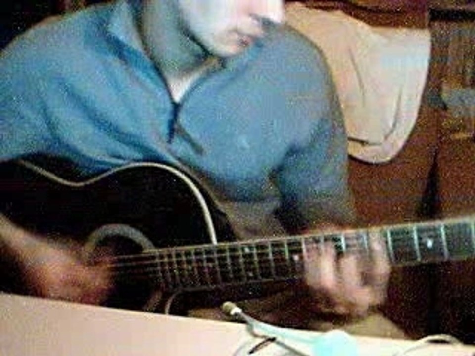 la meme autre guitare et accorde lol