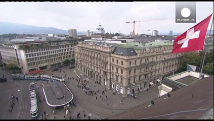 Switzerland begins currency probe