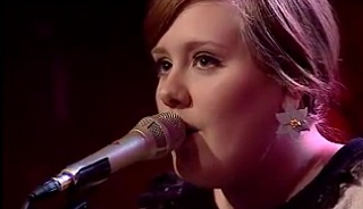 Adele - Hometown Glory | MTV Live | 2008