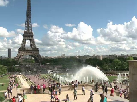 La Torre Eiffel cumple hoy 125 años