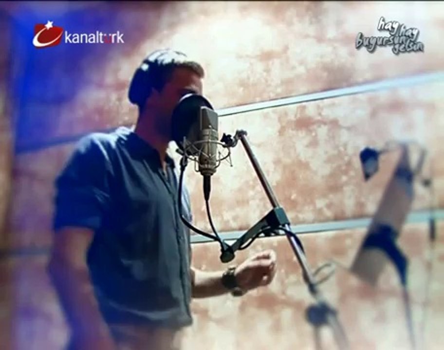 Engin Altan Düzyatan'dan Müthiş Performans (Hay Hay Buyursun Gelsin)