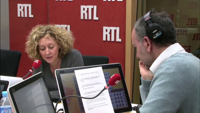 En mettant Valls à Matignon, Hollande confirme sa rupture