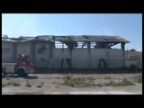Frattamaggiore (NA) - Incendio in un capannone nella Stazione Ferroviaria -1- (31.03.14)