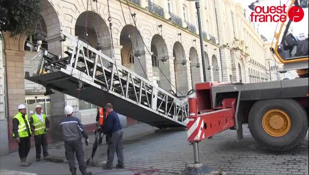 Rennes. l'escalator du métro République prend l'air