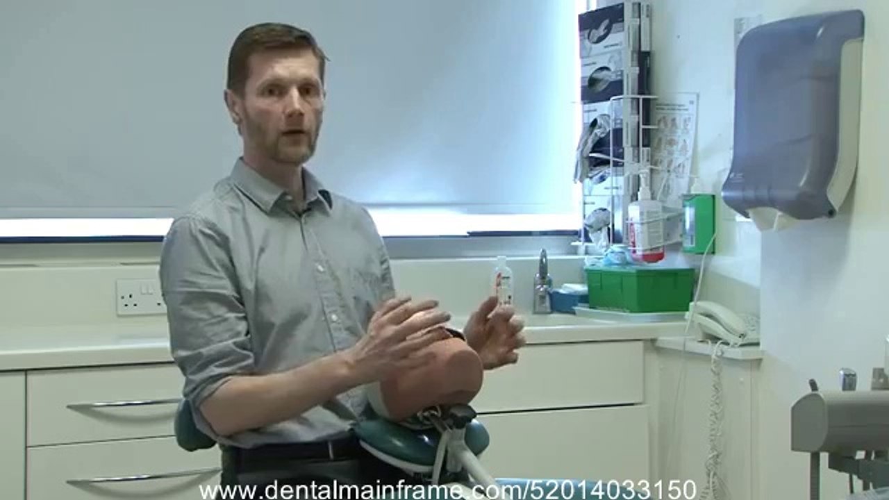 DENTIST AND PATIENT POSITION