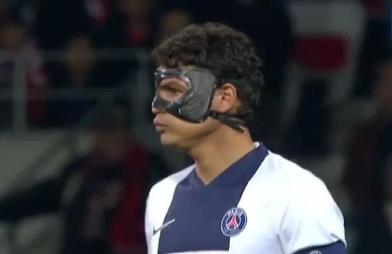 Thiago Silva dans la lignée des joueurs masqués