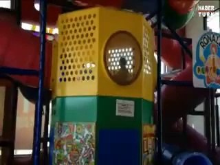 Babanın oğlu için hazırladığı animasyon gösterisi