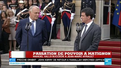 Le nouveau premier ministre Manuel Valls s'exprime lors de la passation de pouvoir