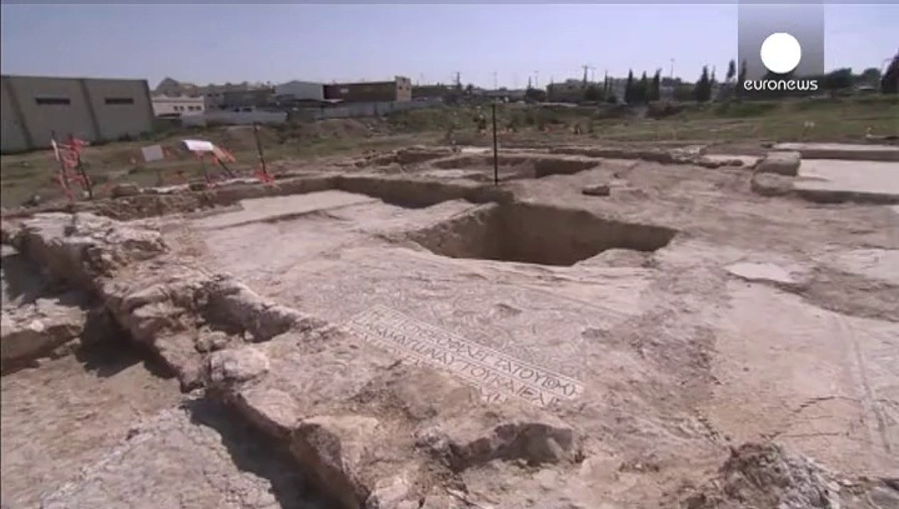 Les mosaïques d'un monastère byzantin dévoilées dans le désert israélien du Néguev