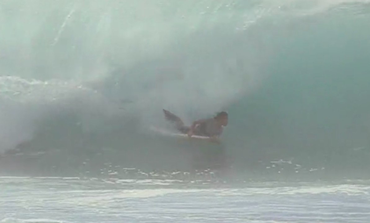 Detours: Pierre Louis Costes  in Hawaii - Bodyboard