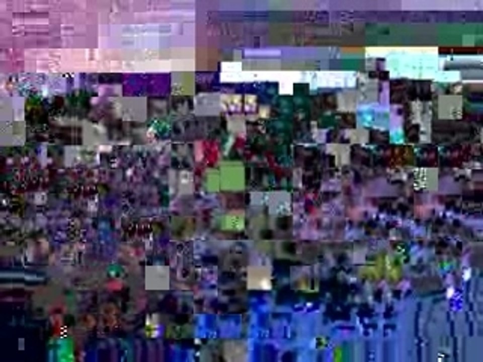 - Suzuki GSXR 1000 vs. Yamaha R1 de cro