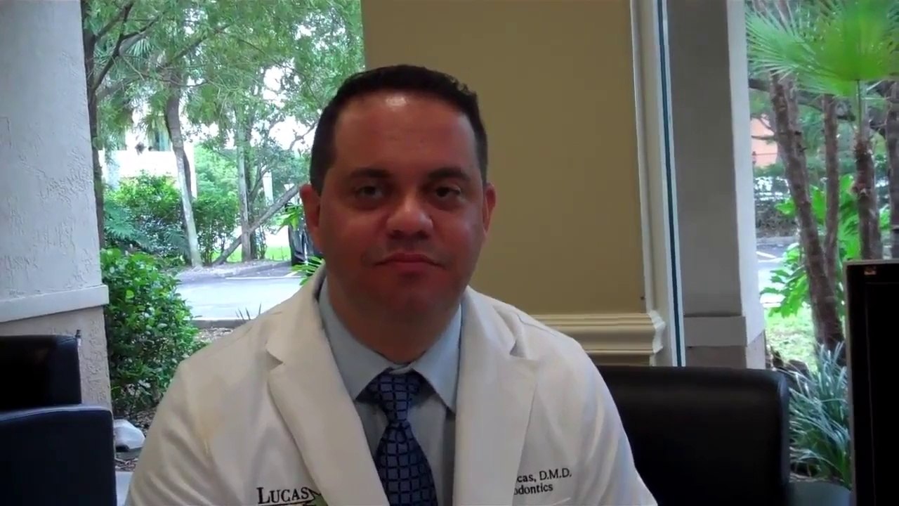 Why should my child see an orthodontist between 7 and 10 years of age?