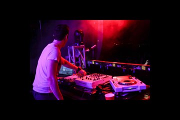 3LAU & Nom De Strip - ID (Live Ultra Miami 2014)