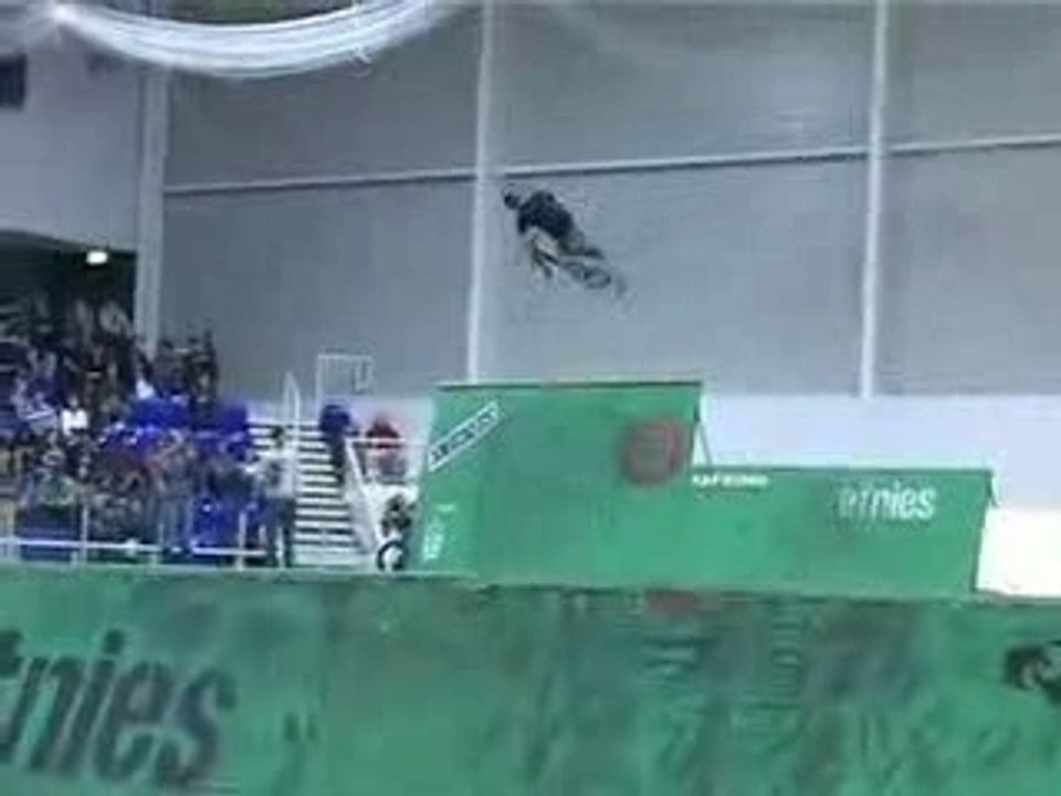 Another Backyard Vid