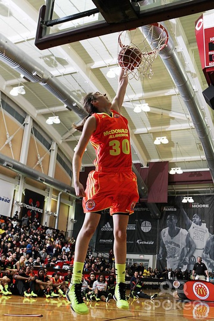 high school girl dunk