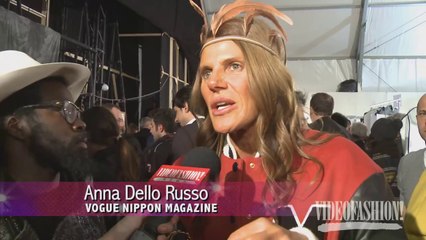 Moschino Fall 2014 backstage, interviews and runway | Videofashion