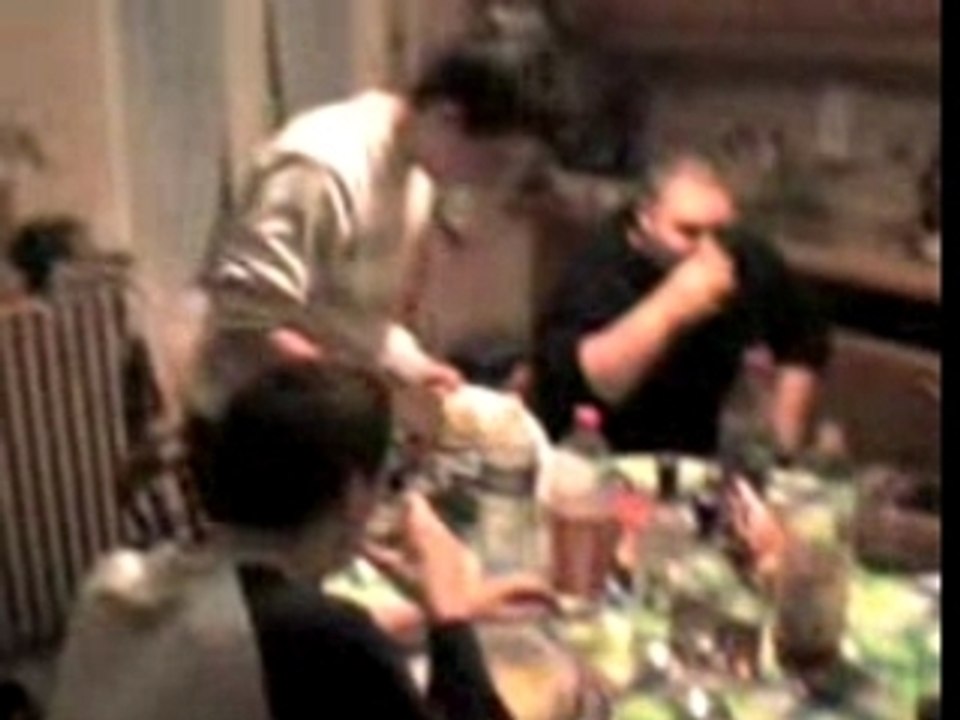 A_table.3gp