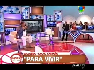 cacho castaña canta en los unos y los otros