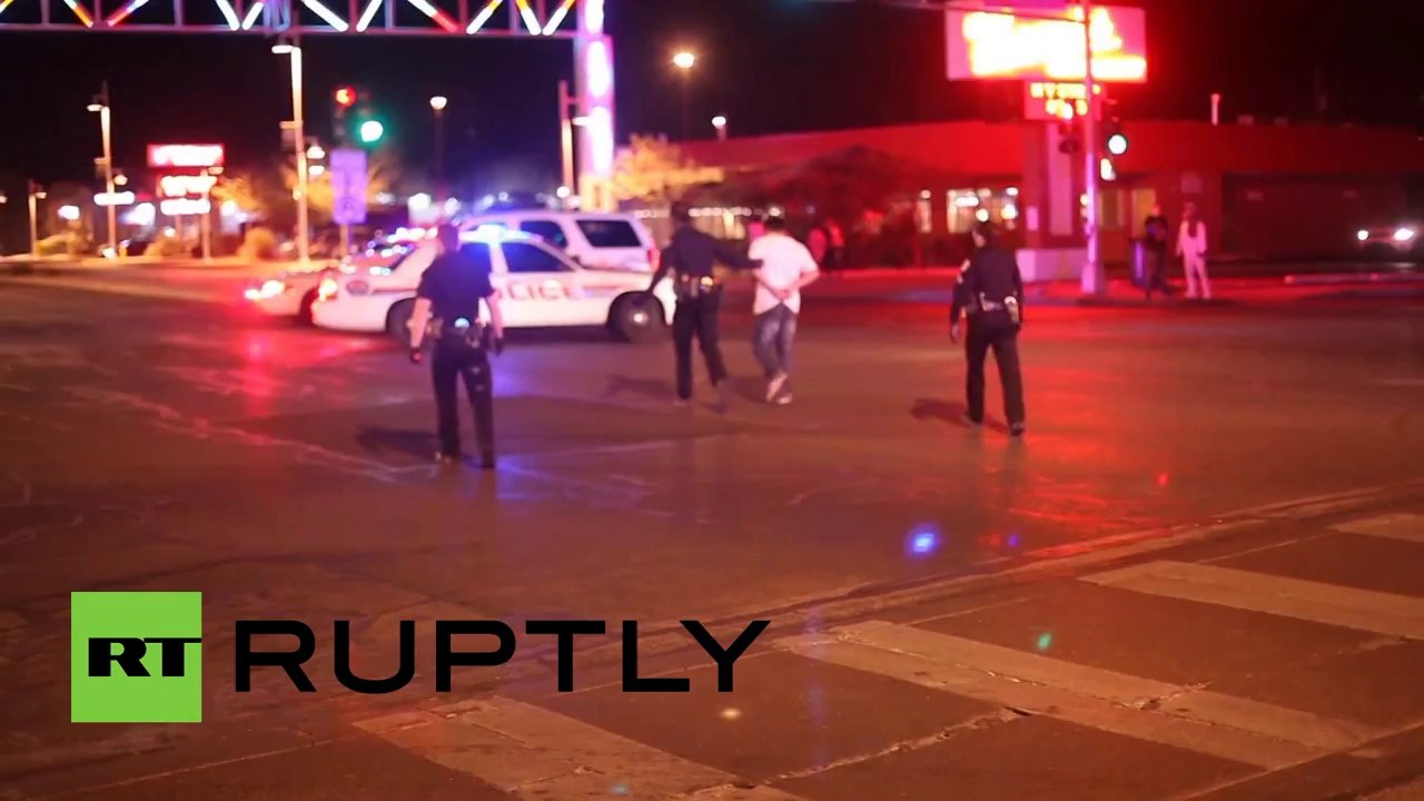 Tear gas & batons: Albuquerque riot police disperse protesters