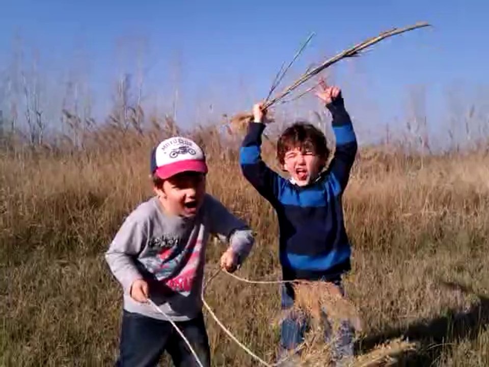 Ange et Siméon au lac du barreau à Saint rémy