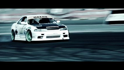 Drift session sur circuit by Maxxis [HD] - 1001Pneus