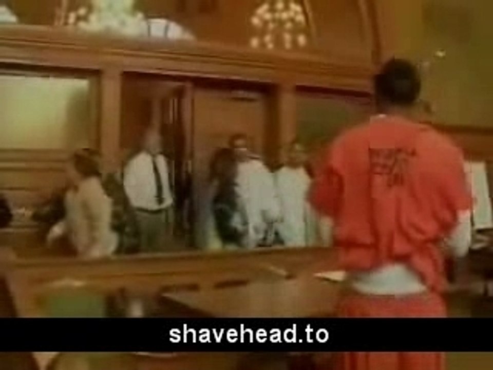 Fight in court room