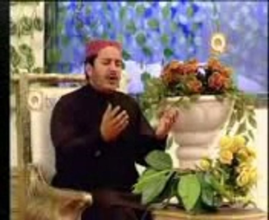 Zameen maili nahi hoti zaman maila nahi hota -- Shahbaz Qamar Freedi Naat on Qtv