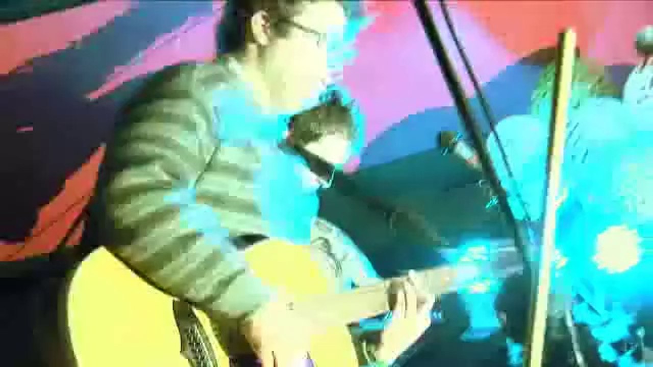 KENDAL CALLING 2009 // The Witch and the Robot Live