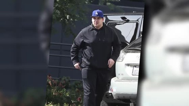Rob Kardashian Still Battling With His Weight