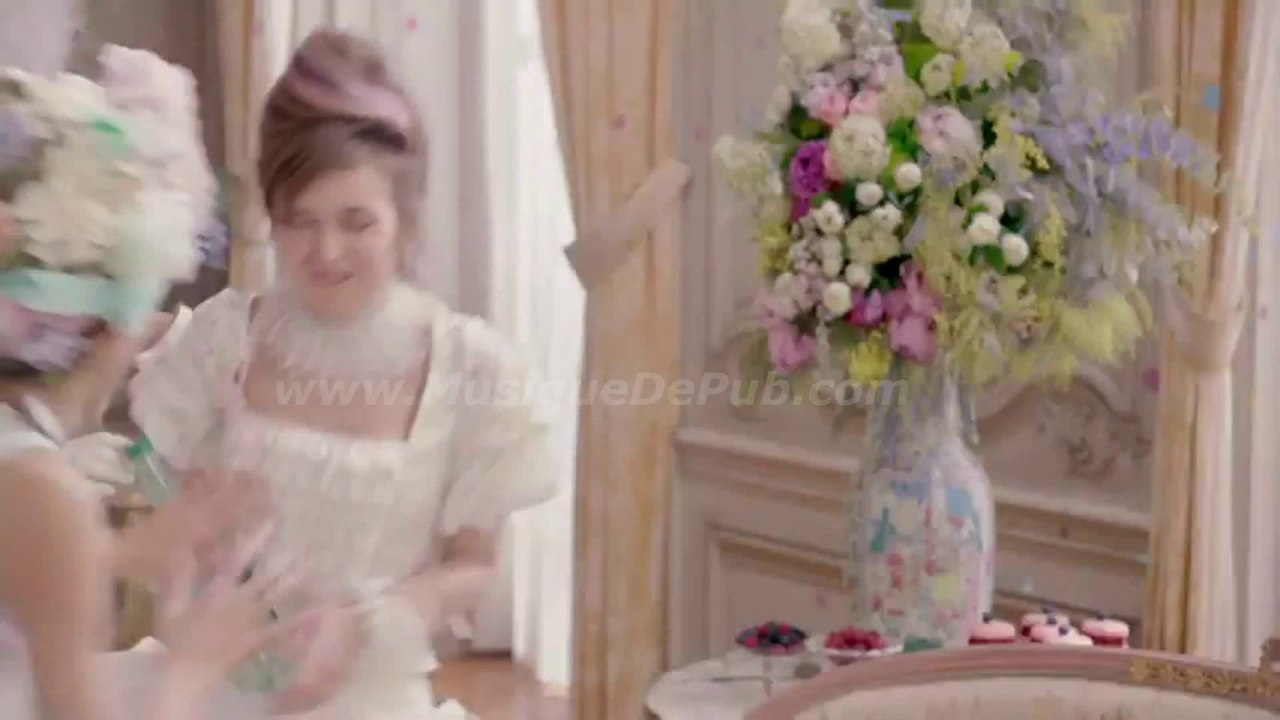 pub Badoit 'bulles de joie' 2014 [HQ]