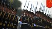 Chinese soldiers outgrow their tanks