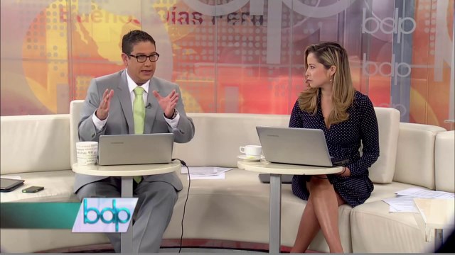 Michelle Bachelet viaja al norte de Chile para supervisar daños por terremoto (1/2)