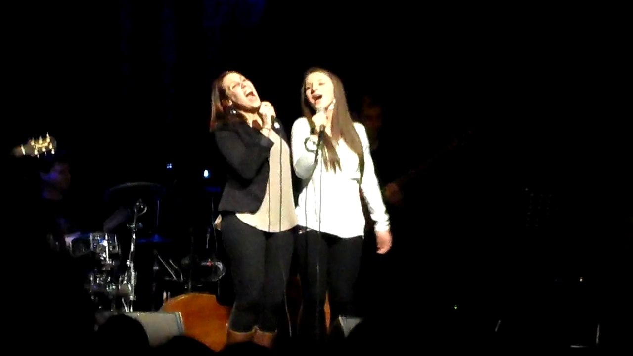 2014 03 01 - Gala chant Lola (2/2) - chapeau rouge - Carcassonne