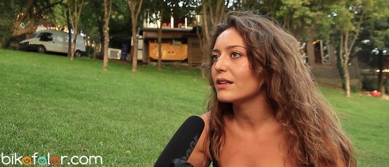 Gezgin ile Gölgesi: "Sen değişirsen dünya da değişir."