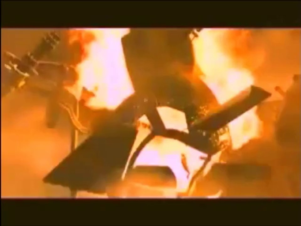 Resident Evil 4 Music Video = Foreigner, Long long Way From Home