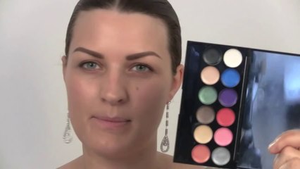 EASY KIM KARDASHIAN SMOKEY EYES