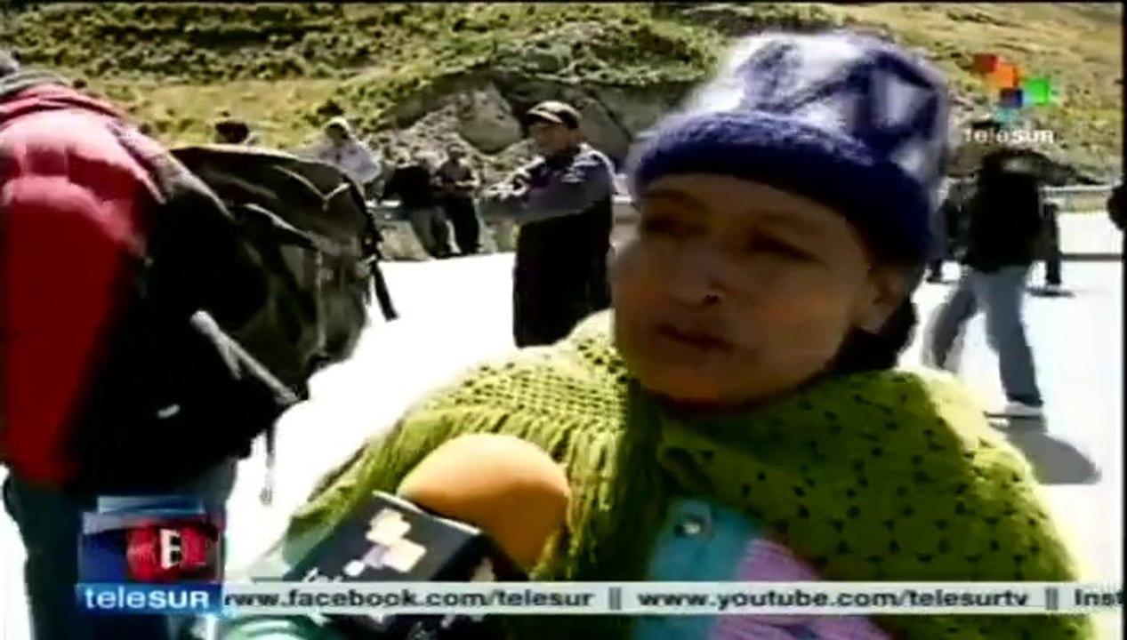 Mineros suspenden temporalmente bloqueo de vías en Bolivia