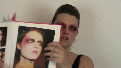 HALLOWEEN FASHION ZOMBIE MAKE-UP