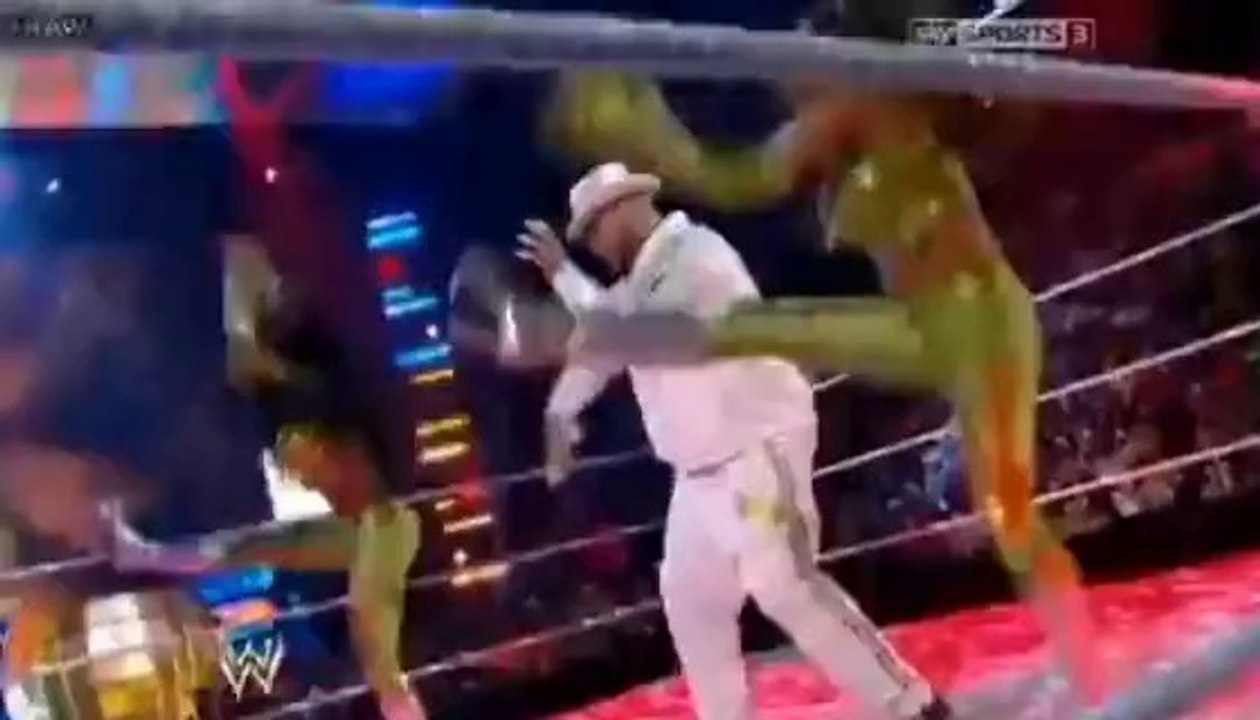 Brodus Clay vs Big Show WWE Raw, June, 25, 2012