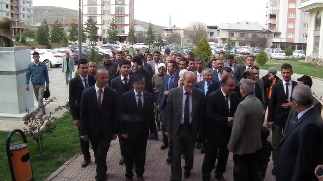 AFŞİN YENİ BELEDİYE BAŞKANI MEHMET FATİH GÜVEN MAZBATASINI ALDI.-HALİL DEMİR