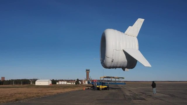 Altaeros BAT : Eolienne dans un ballon d'hélium
