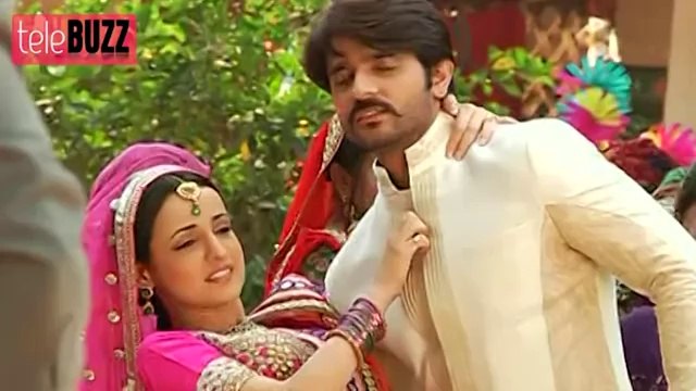 Paro ROMATICALLY PROPOSES Rudra in Rangrasiya 2nd April 2014 FULL EPISODE