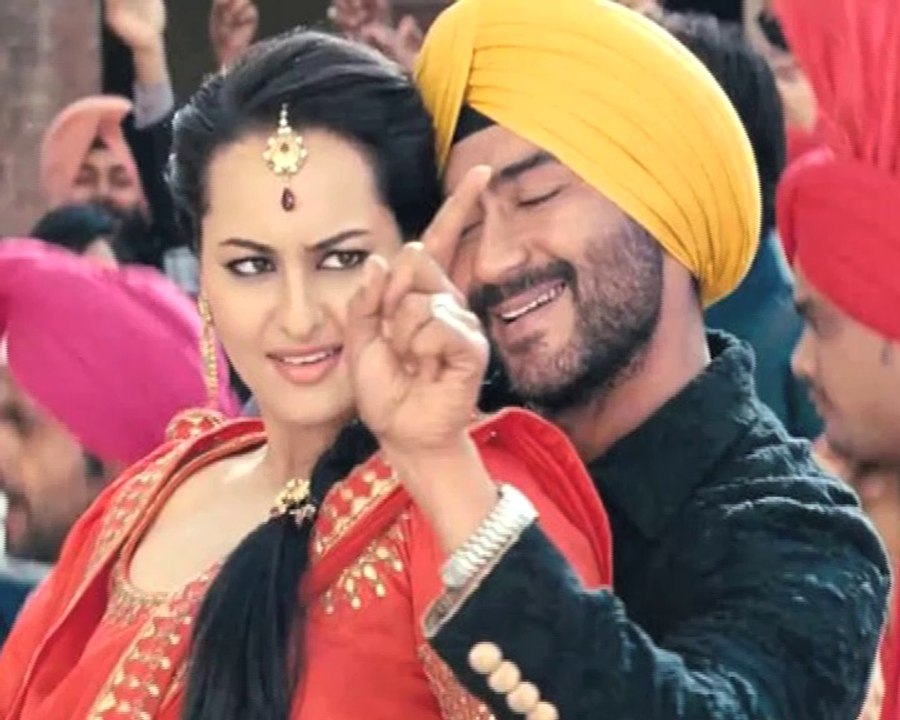 Caught SOnakshi's funny side