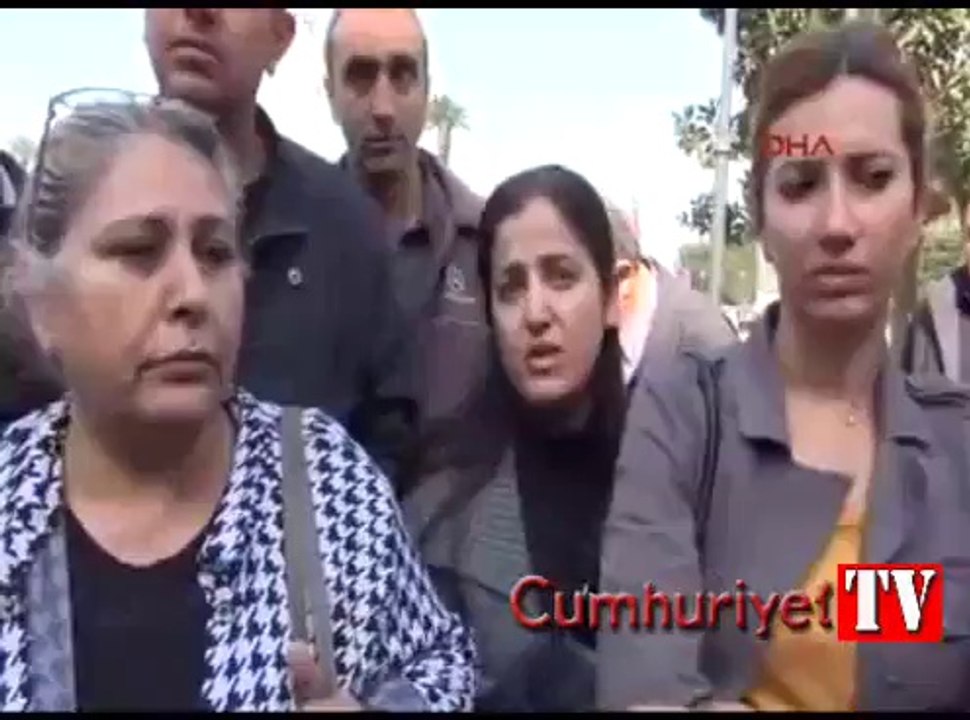 İşten çıkarılan taşeron işçiler hüngür hüngür ağladı