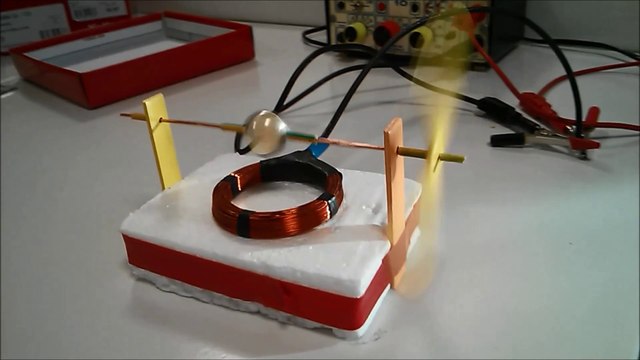 Concours Faites de la Science et C.genial 2014 projet MAGNETO Collège de l'Atlantique Aytré