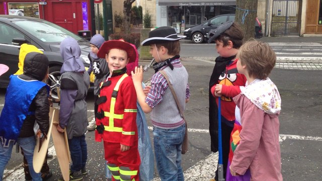 Carnaval des écoles privées à Bayeux
