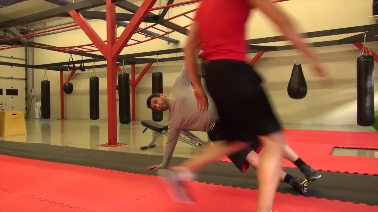 GençVeFit Altın Elbiseli Adam'a karşı!